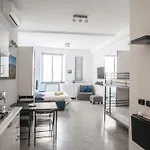 Houseingenoacenter2 Parking * Janov