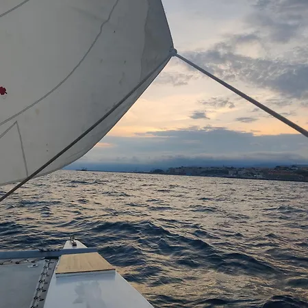 Houseingenoacenter2 Parking * Genova