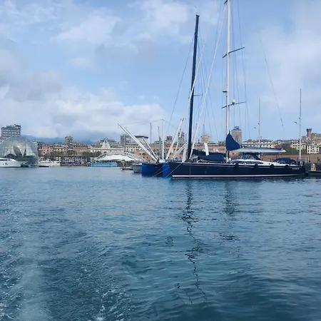 Houseingenoacenter2 Parking Lejlighed Genova