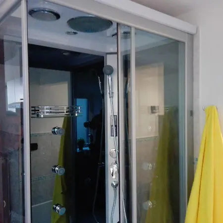 Houseingenoacenter2 Parking Apartamento Génova