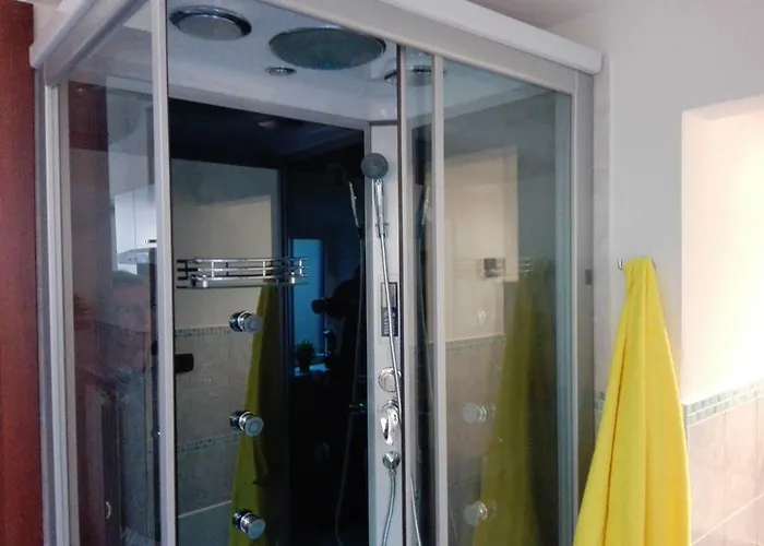 Houseingenoacenter2 Parking 아파트 제노바